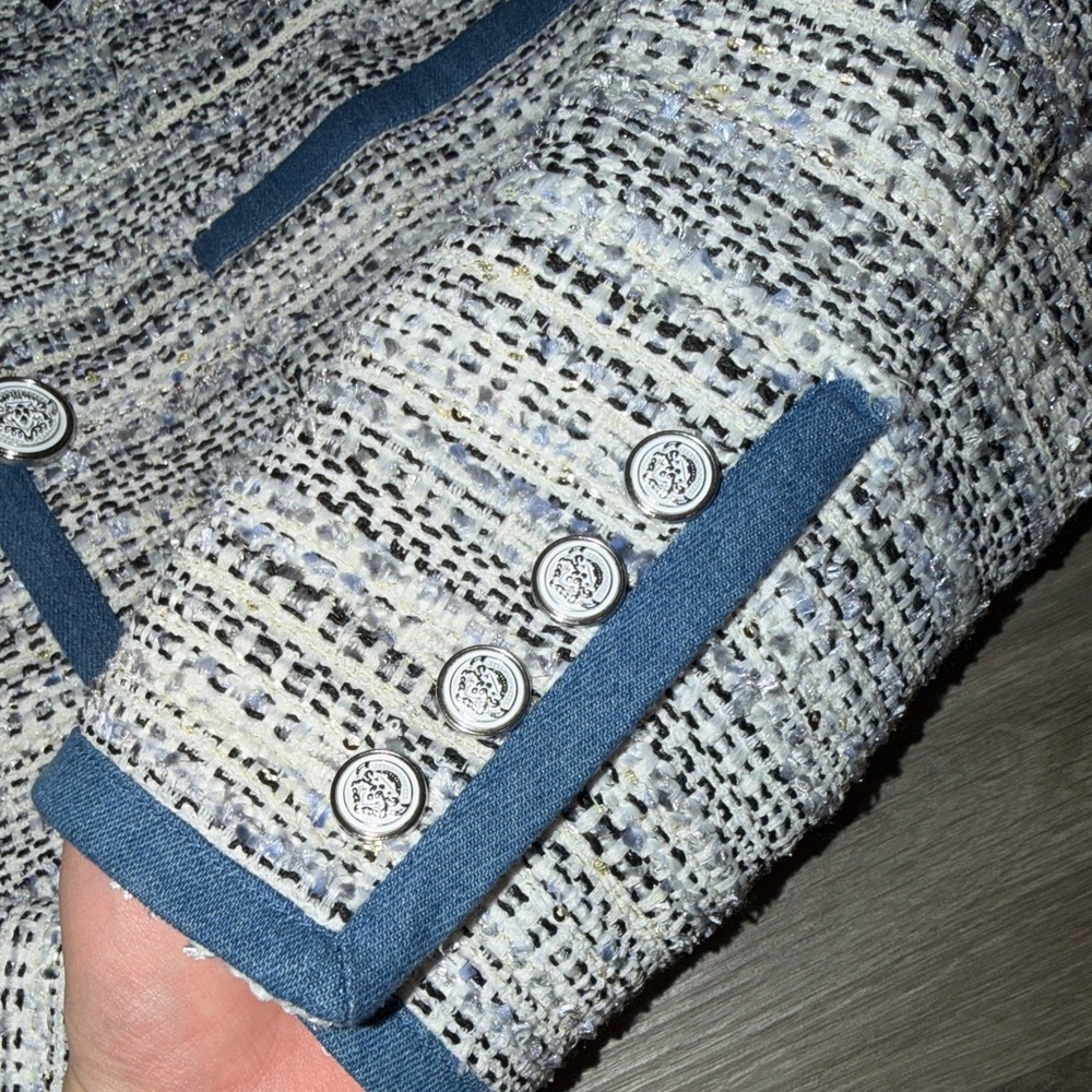 Elie Tahari Blue and White Tweed Blazer - Picture 16 of 16